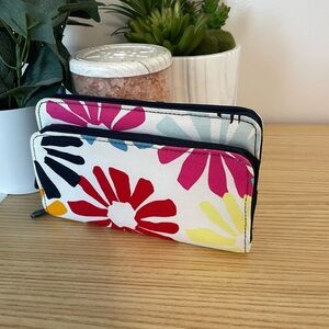 Cute Wallet From Thirty One!